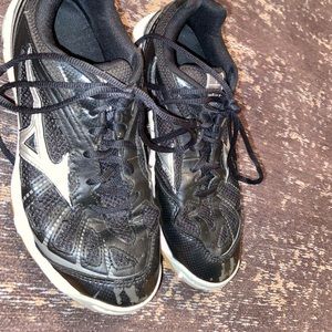 Mizuno Volleyball shoes